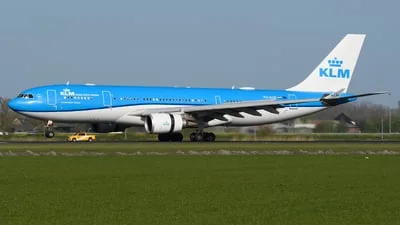 KLM Royal Dutch Airlines PH-AOE Airbus A330-203