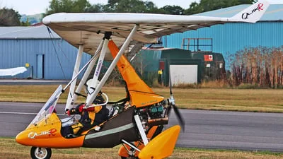 Private G-LPIN P & M Aviation Quik