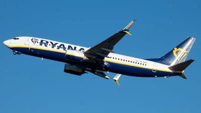 Ryanair (Buzz) SP-RSU Boeing 737-8AS