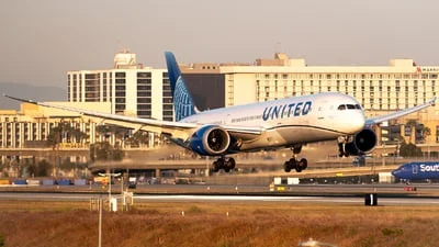 United Airlines N28987 Boeing 787-9 Dreamliner