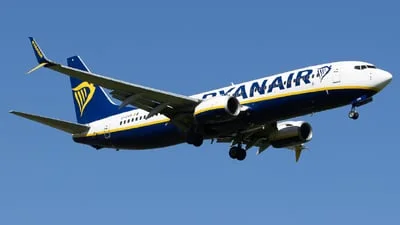 Ryanair EI-EVM Boeing 737-8AS