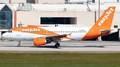 easyJet G-EZDM Airbus A319-111