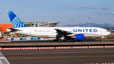 United Airlines N782UA Boeing 777-222(ER)