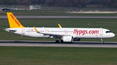 Pegasus Airlines TC-RFS Airbus A321-251NX