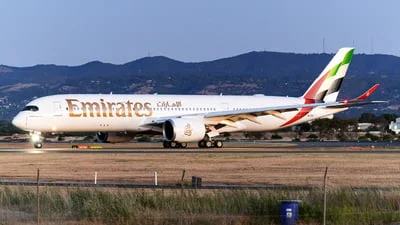 Emirates A6-EXO Airbus A350-941