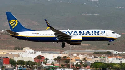 Ryanair EI-EBX Boeing 737-8AS
