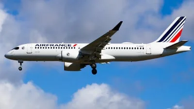 Air France F-HOZF Airbus A220-371