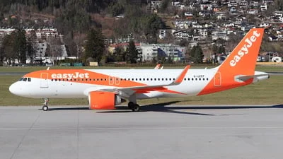 easyJet G-UZEF Airbus A320-251N