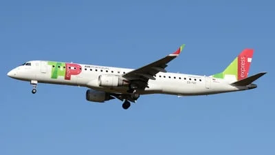 TAP Express CS-TAY Embraer ERJ-190-200LR