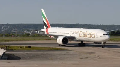 Emirates A6-EPE Boeing 777-31HER