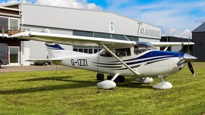 Private G-IZZI Cessna T182T Turbo Skylane